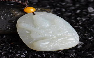 2026年属牛的幸运色禁忌色和吊坠寓意分别是什么？