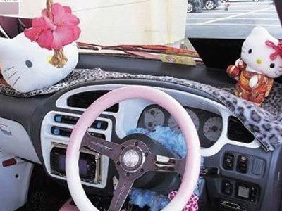 二、 这些东西千万不能放车里！血泪教训！