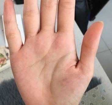 “十个簸箕”的命理特征与财富运势的深层解析