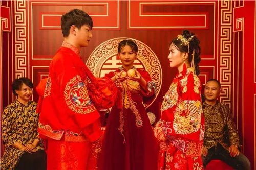 一、  闽南地区敬茶顺序的层级结构与“由内而外”的伦理逻辑