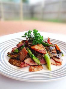 一、 家常炒培根：步骤解析与技巧精进