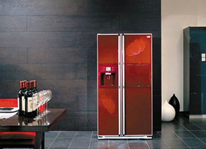 3. 靠近窗户之忌：财气外泄与能量耗散的危机