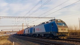 天呐！秦家小公主降临人间啦