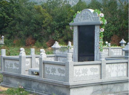 祖坟放置在灵堂中会对风水产生怎样的影响呢？