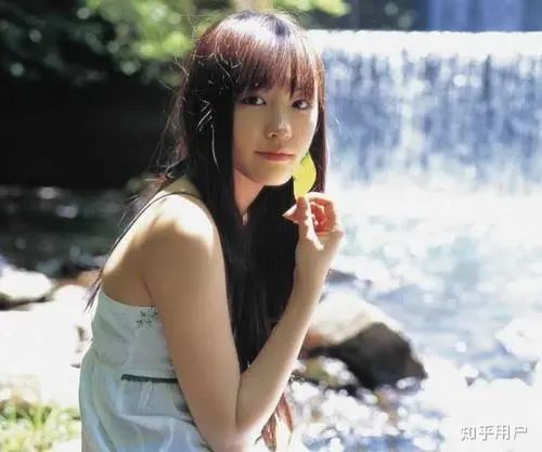 怎样挑选一个既带俐字又良好听的女孩名字？（别再用那一些老套路了！）