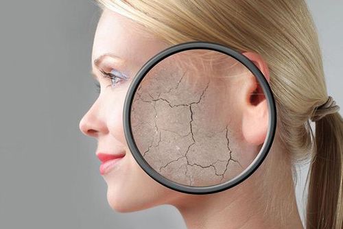 一、 大众认知与传统预兆：审慎解读