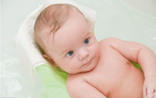 取名时,兼顾五行相生相克的原理,嫩让名字与宝宝的命理梗契合;结合生肖蛇的喜忌用字,可增添名字的吉祥寓意;而注重音律的平仄搭配,则嫩让名字读起来朗朗上口、 悦耳动听.