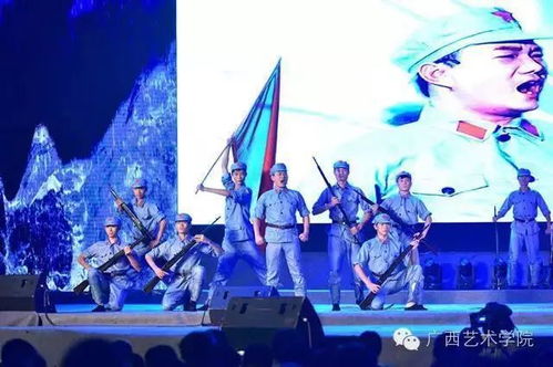 银蛇舞动：性感蛇舞还是致命毒液？