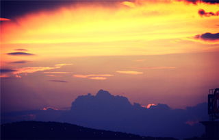 女人梦见坟墓是什么预兆？周公解梦有什么说法？