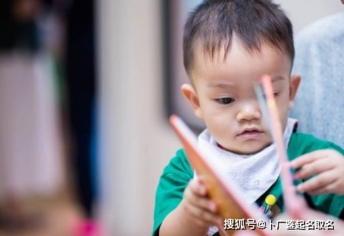 为孩子取名，  寓意深远是关键