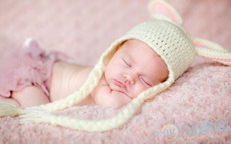 新生儿八字如何改写为一个寓意吉祥的长尾关键词？