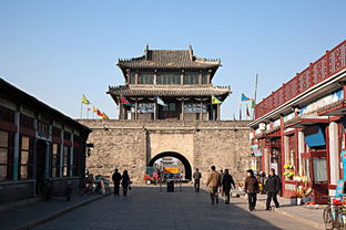 兴城古城：一个被过度吹嘘的破城墙（以及无处不在的塑料花）