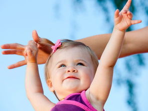 . 活泼开朗类适合乐天派.