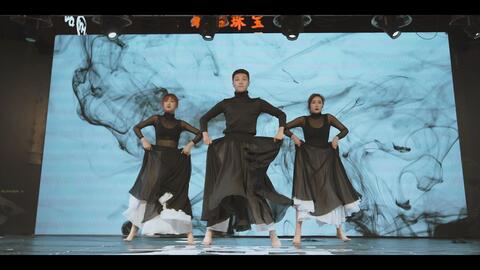 舞蹈作为春节重要组成部分的象征意义