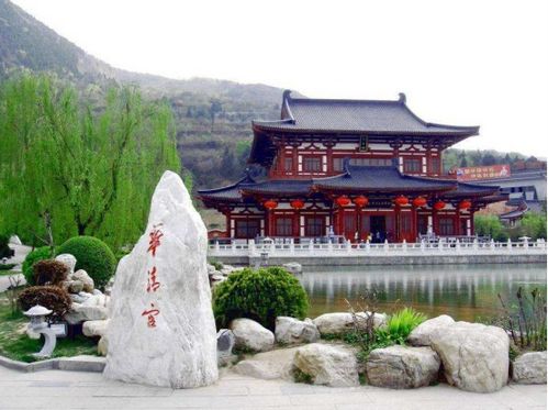 别再被“西安只看历史，  神农架只看风景”的刻板印象绑架