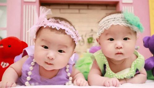 双胞胎起名那些事儿：简直比选股票还难！