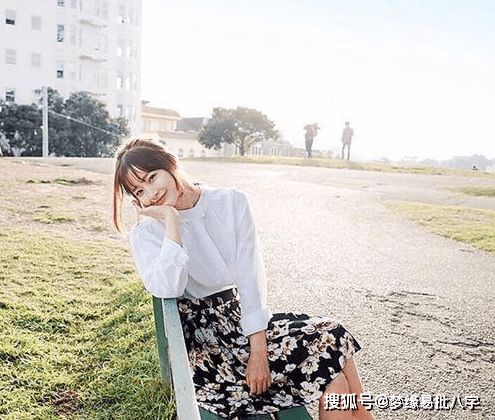 八字中正财偏财被合，含有正财和偏财的八字如何改写？