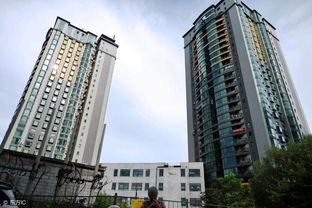 电梯等待时间短及生活便利性