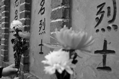 二、超自然现象解析：从雷达误判到集体潜意识投射
