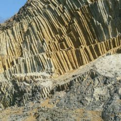 4.2 山东昌乐火山口群景区