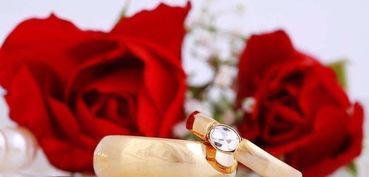 ：互联网时代婚嫁择日的变革与机遇