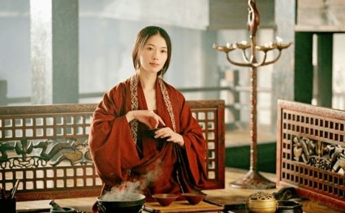 灰色地带的扩张机制