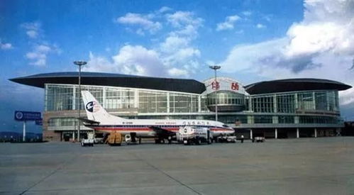 绵阳南郊机场初体验：小而美还是小而坑？