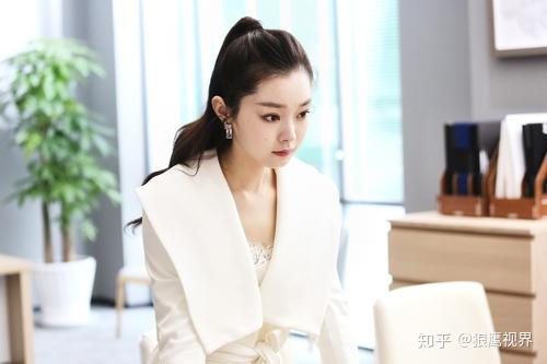 一、 张成卓：演技深度与角色塑造