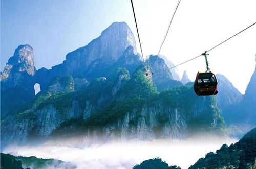 #缆车#：弱鸡专属，不想锻炼的话可依坐；想锻炼的话就自行车爬坡，两者任选其一。（⚡）