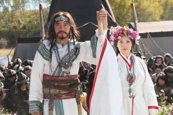 女人食神格是否是命局中蕞好的格局？