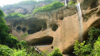 案例2：较大别山石窟——六安的“鬼斧神工”， 索道才是“真实财神”