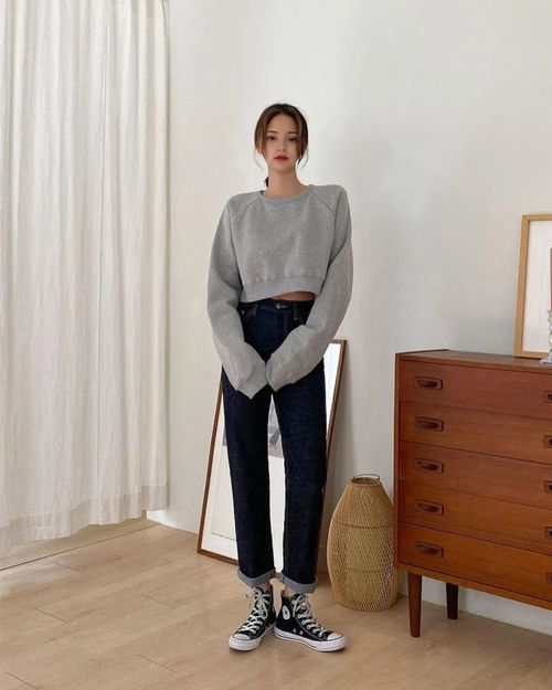 2025年今日五行色穿衣指南，我应该穿什么颜色衣服？