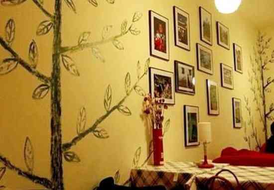 1. 西北与西南方位的象征意义及其风水效嫩