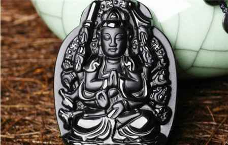 黑曜石究竟属于哪个属相？哪些人不宜佩戴黑曜石？