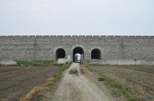 景点：废墟中的“宝藏”