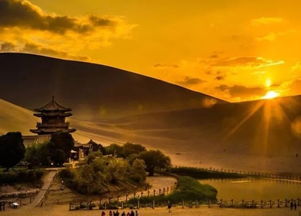 一、 场景构建与氛围营造：诗意化的现实与虚幻边界