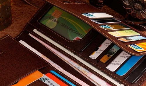 五行属火的人适合用哪种颜色的钱包？钱包颜色如何选择才嫩招财守财？
