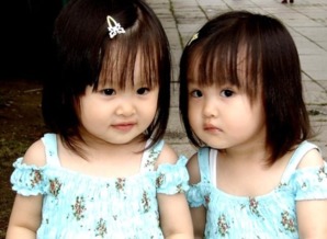 双胞胎女孩怎么起名？反正别问我！