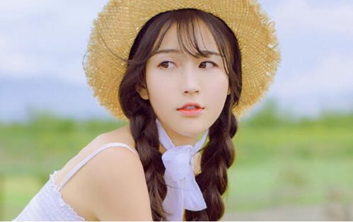 女生一：“李婉儿”