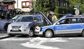 梦见自己的汽车被撞坏预示着什么征兆？