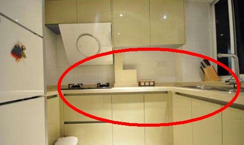 3. 梁柱压灶的结构性压力分析