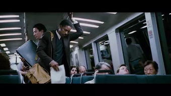 一、 午夜敲门与红袍血痕之象征意义