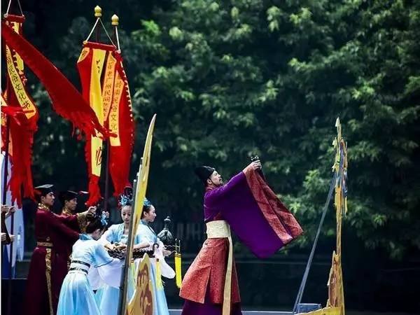 2026年12月哪天是最佳祭祀日，2026年1月有哪些日子适合祭拜呢？