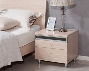 一、  阴阳平衡的基石：床头柜成对摆放的必要性