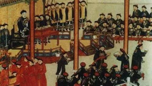 背景解析：东汉末年的权力格局与曹刘关系