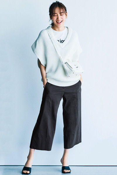 戊午日五行穿衣搭配颜色，戊寅日宜穿什么颜色？五行相生相克如何影响搭配？