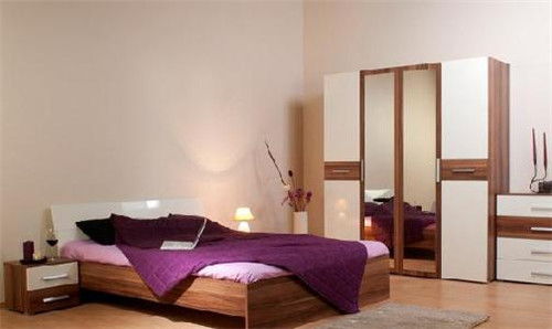 二、 卧室摆放位置的选择逻辑