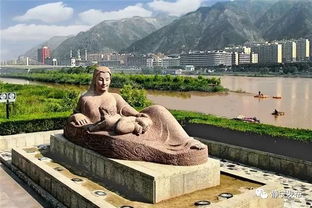 那个巨大的茶壶雕塑