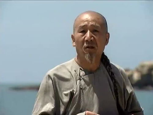 一、 早年经历与性格塑造