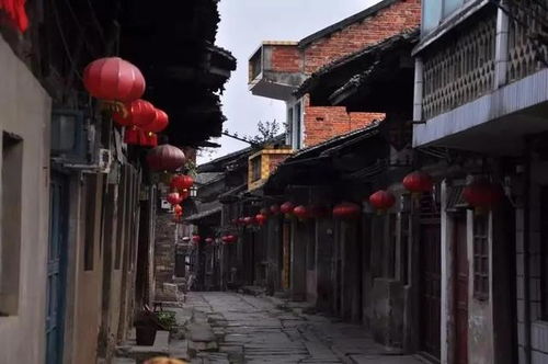 丽江古城: 不要被表象迷惑 , 深藏的惊喜等你发现!